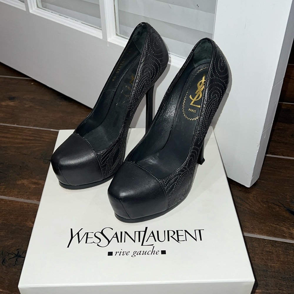 Ysl Napa pump